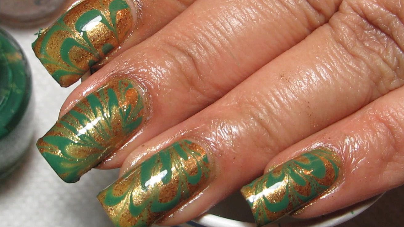 Manicure It Page 103 Of 179 Nail Art Photos For The Perfect Try This Stunning Green Gold Water Marble Nail Design